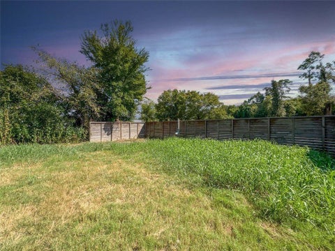 Photo of 0 Pinemont Drive, Houston, TX 77018 (MLS # 85190381)