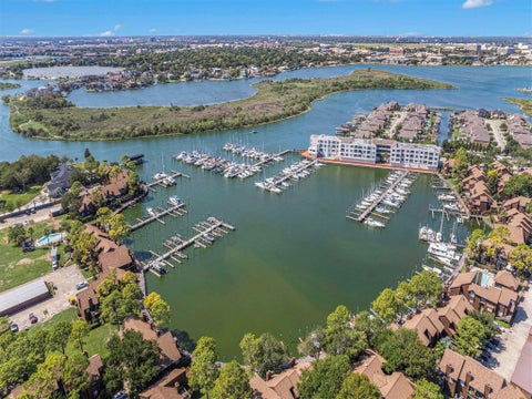 Townhouse For Sale - 819 Davis Road<br/> Galveston County, League City, TX 77573