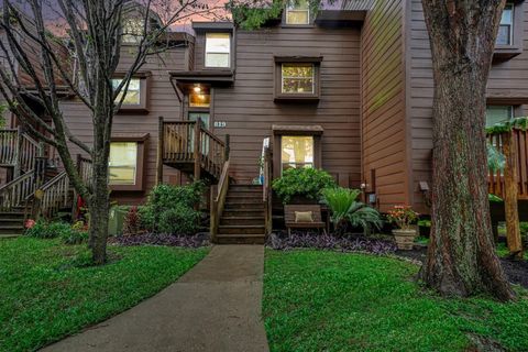 Photo of 819 Davis Road, League City, TX 77573 (MLS # 24438926)