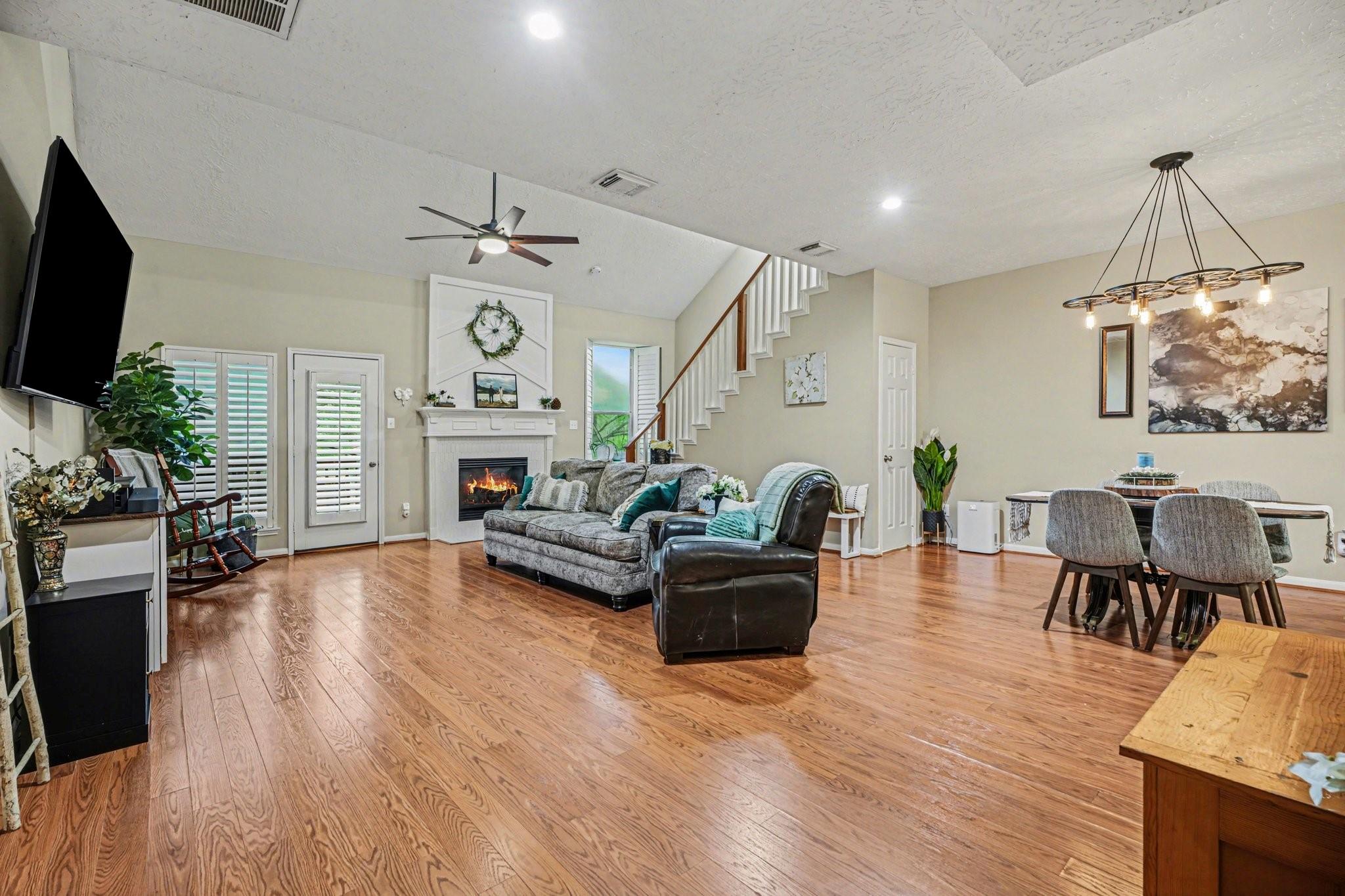 819 Davis Road