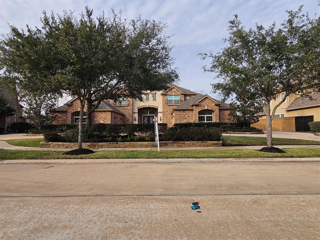 Photo of 34 La Serra Path, Missouri City, TX 77459 (MLS # 60897930)