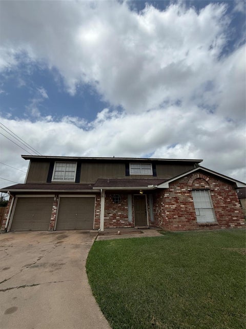 Photo of 414 Dogwood Street, Lake Jackson, TX 77566 (MLS # 9994236)