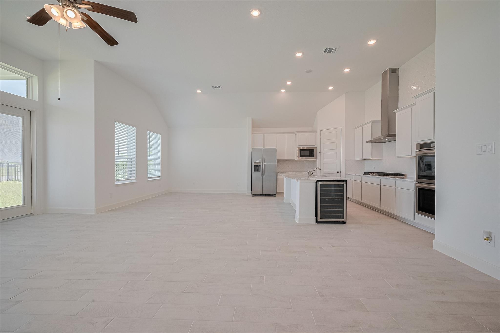 2911 Golden Isle Drive