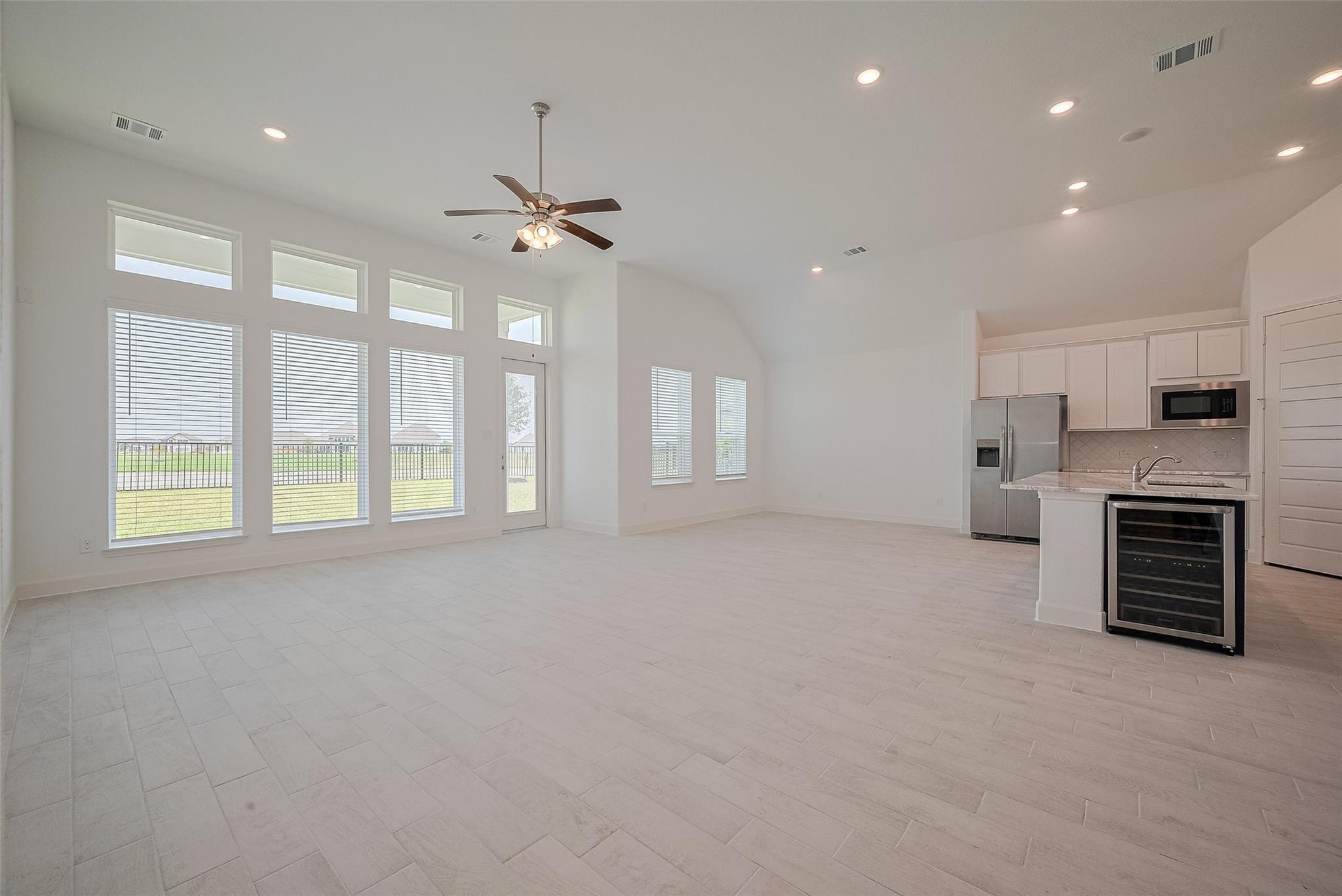 2911 Golden Isle Drive
