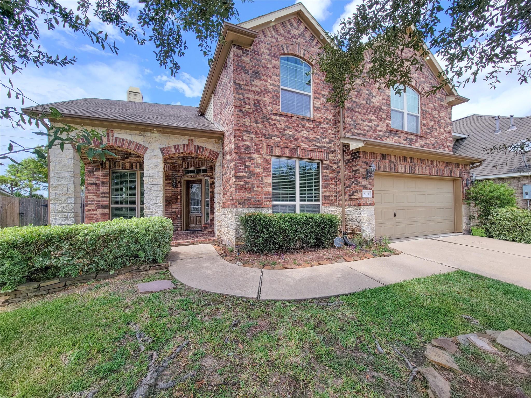 2210 Pearl Bay Court