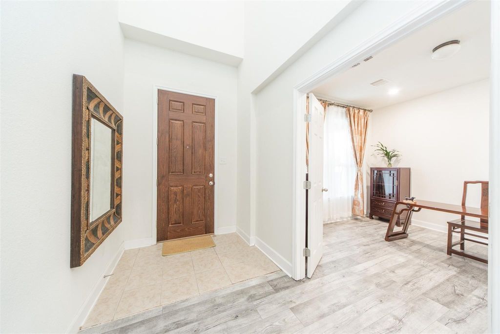 Photo of 15406 Easton Gate Lane, Houston, TX 77044 (MLS # 16020864)