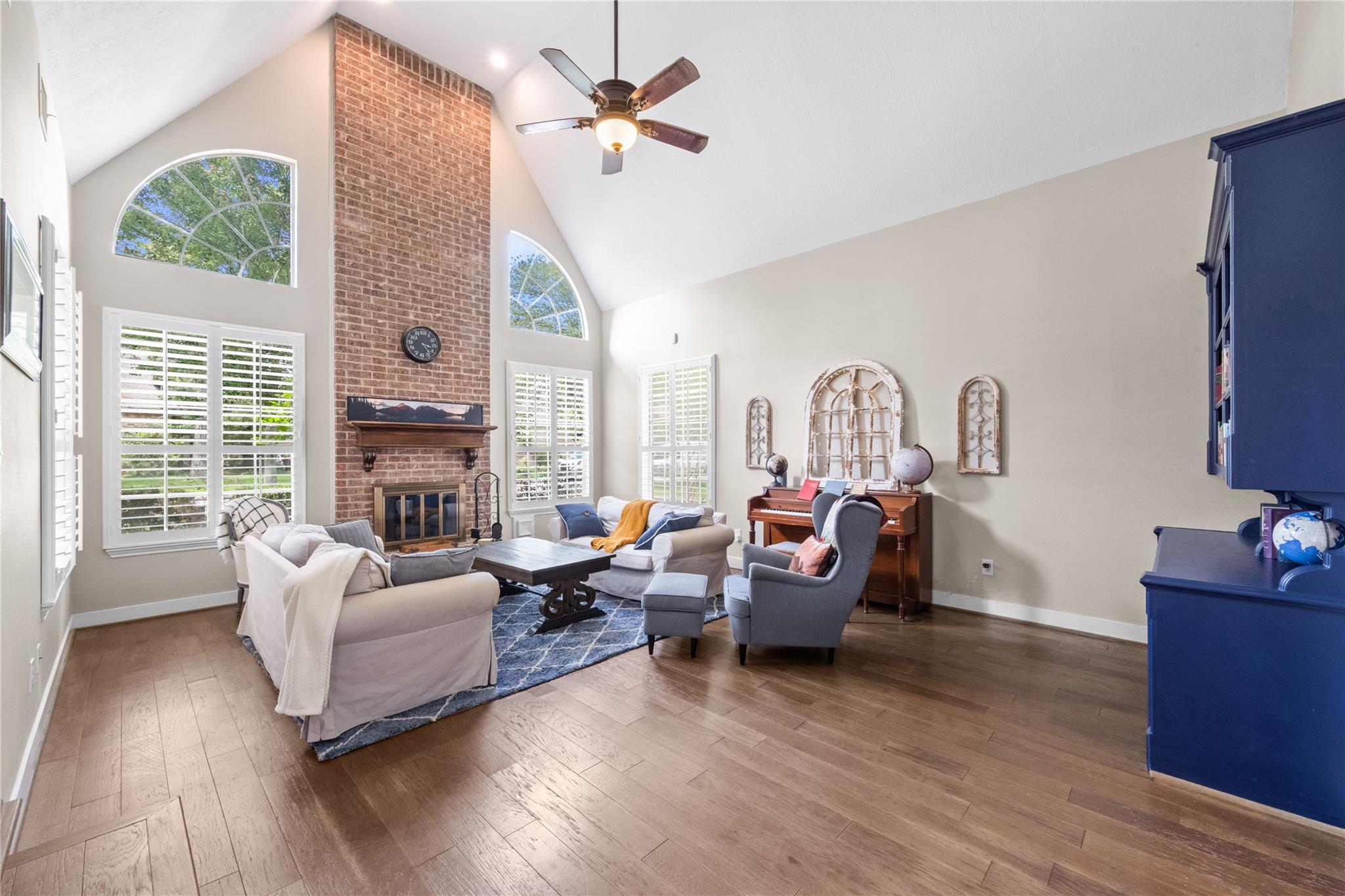 12015 Normont Drive