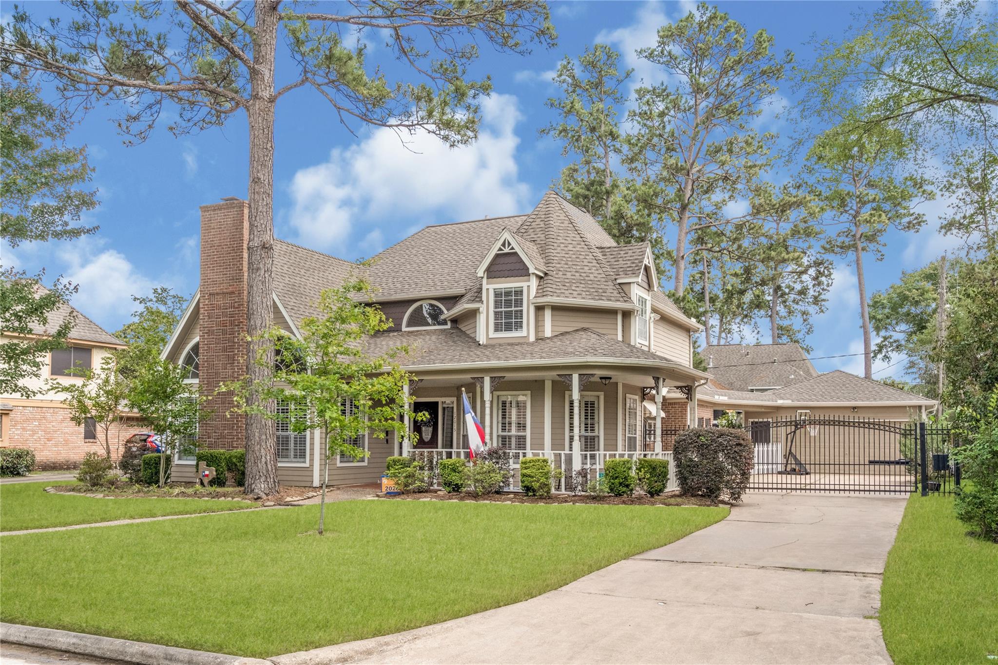 12015 Normont Drive