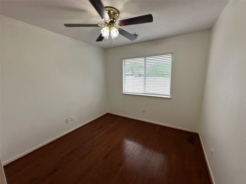 Tiny photo for 2204 Gemini Street, Houston, TX 77058 (MLS # 74115665)