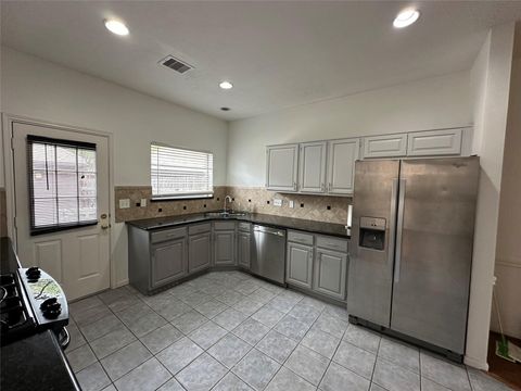 Tiny photo for 2204 Gemini Street, Houston, TX 77058 (MLS # 74115665)