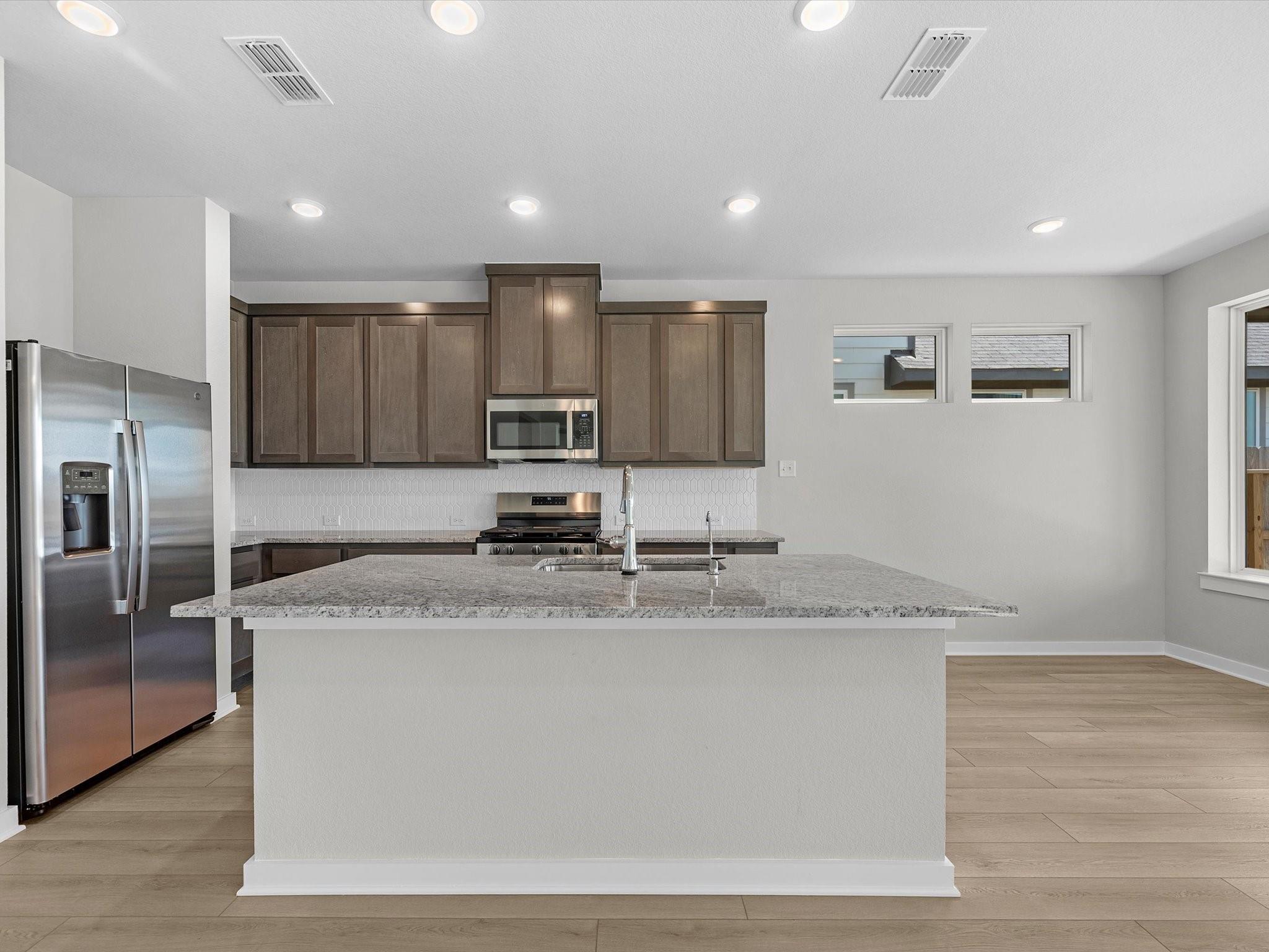 7634 Primrose Myrtle Lane