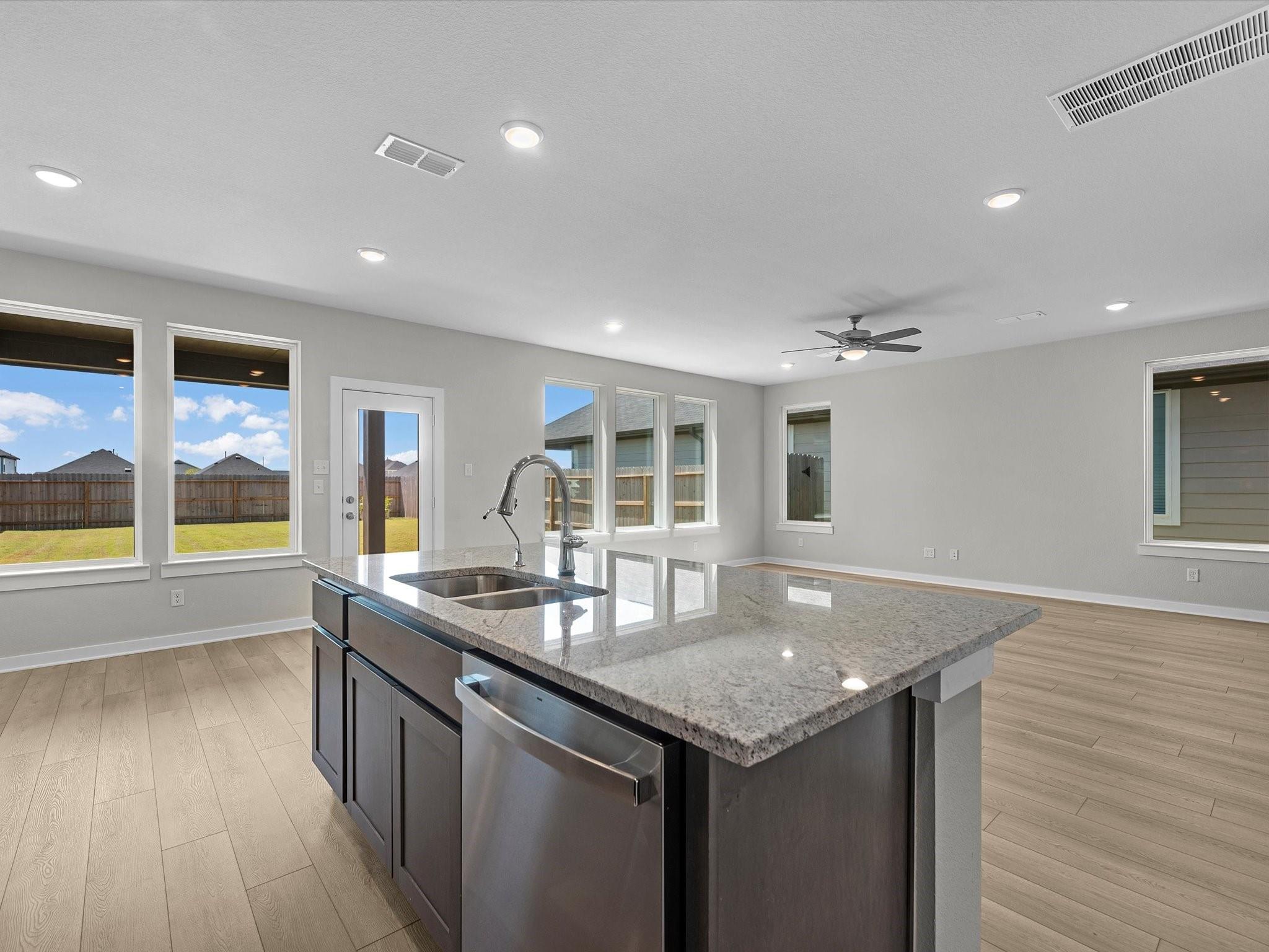 7634 Primrose Myrtle Lane