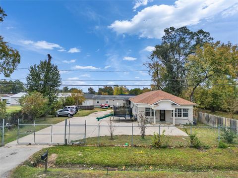 Tiny photo for 4917 Tronewood Street, Houston, TX 77016 (MLS # 40586861)