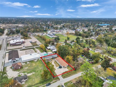 Tiny photo for 4917 Tronewood Street, Houston, TX 77016 (MLS # 40586861)