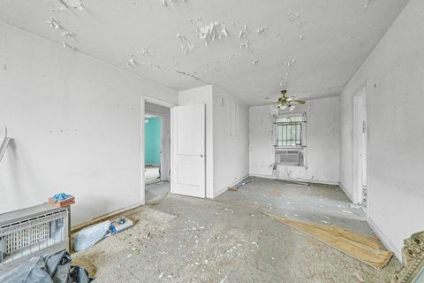 Tiny photo for 4722 Edmund Street, Houston, TX 77020 (MLS # 73021470)