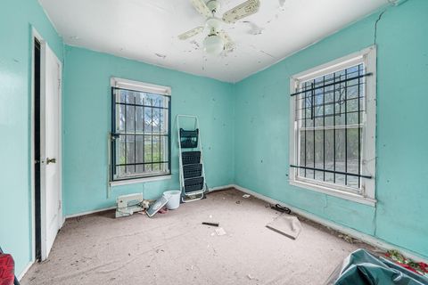 Tiny photo for 4722 Edmund Street, Houston, TX 77020 (MLS # 73021470)