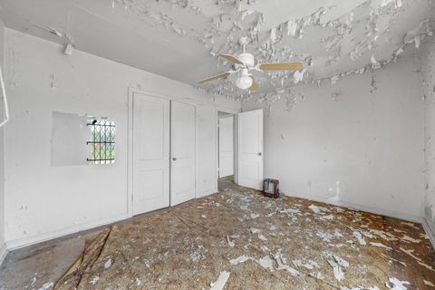 Tiny photo for 4722 Edmund Street, Houston, TX 77020 (MLS # 73021470)