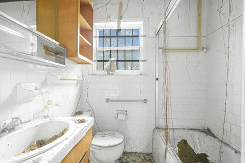 Tiny photo for 4722 Edmund Street, Houston, TX 77020 (MLS # 73021470)