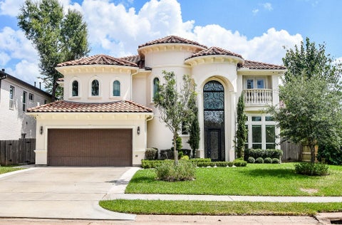 Photo of 422 Mignon Lane, Houston, TX 77024 (MLS # 37371853)