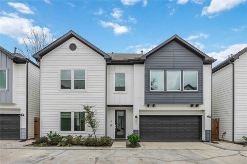 Photo of 2611 Huntington Creek Lane, Houston, TX 77093 (MLS # 49029615)