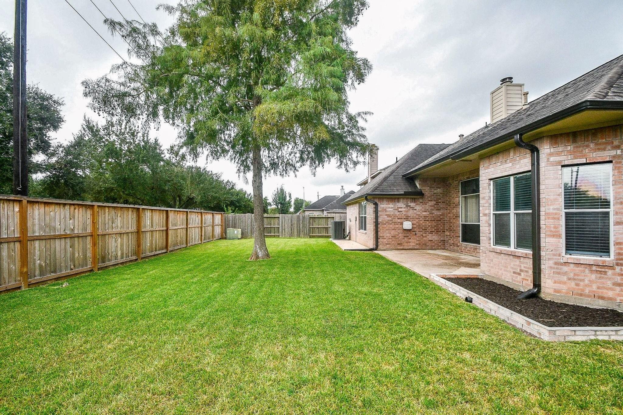 6811 Shelby Oaks Drive