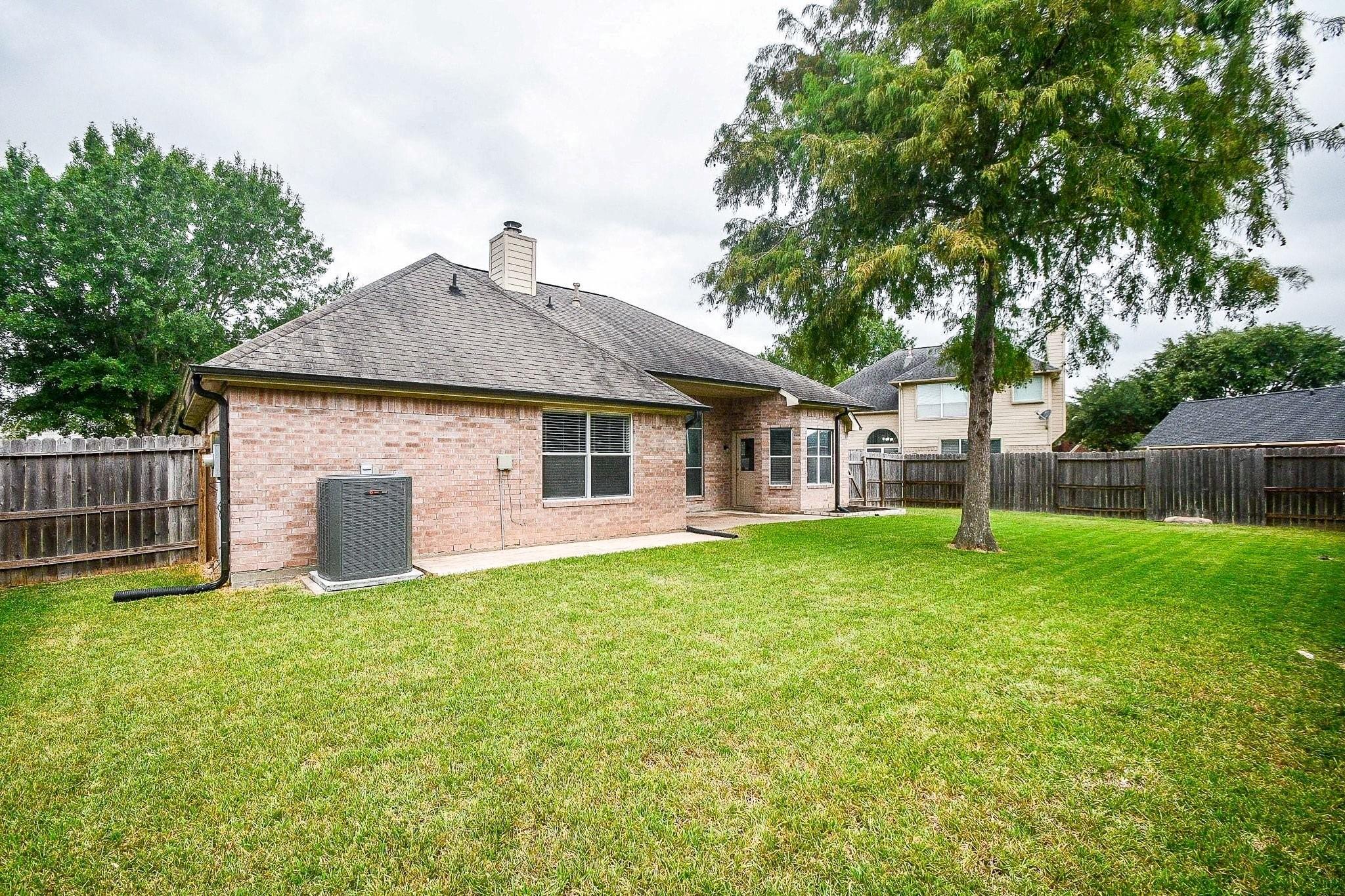 6811 Shelby Oaks Drive
