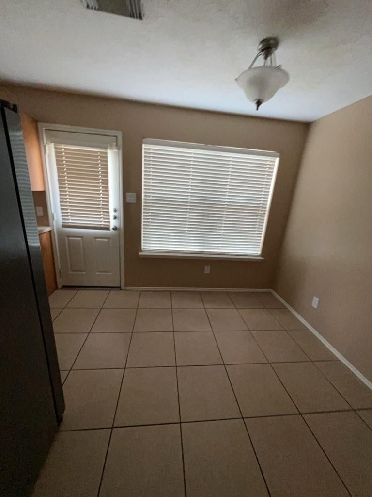 9015 Serena Lane