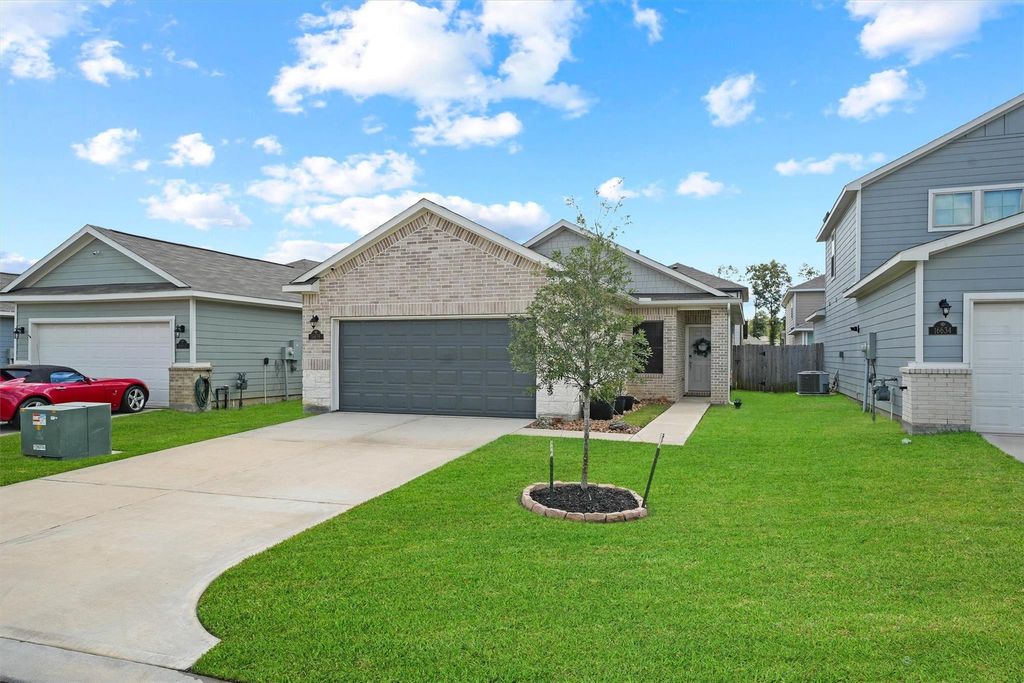 Photo of 16638 Spirit Street, Porter, TX 77365 (MLS # 88175612)