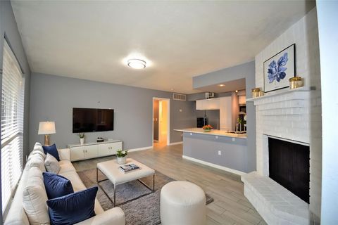 Photo of 260 El Dorado Boulevard #903, Houston, TX 77598 (MLS # 5292234)