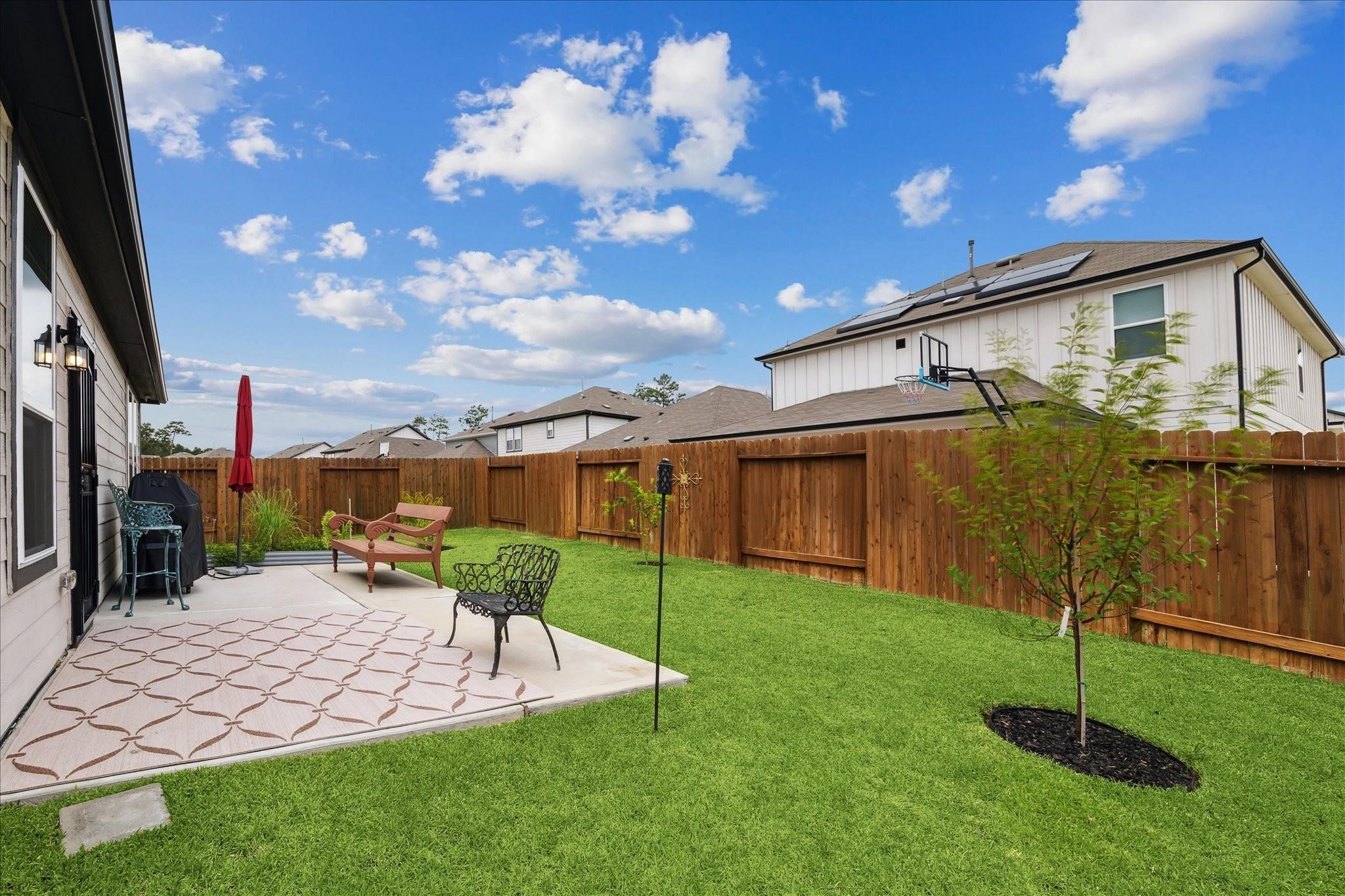 23502 Glenbuck Street