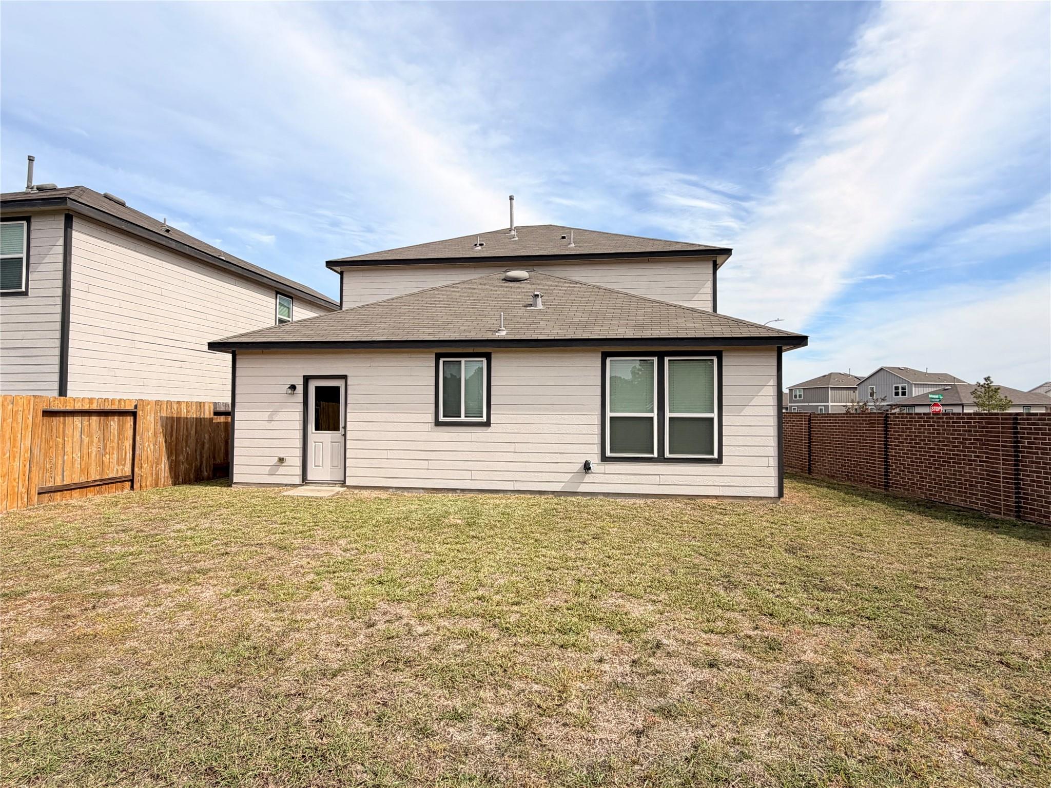 25619 Balsamroot Drive