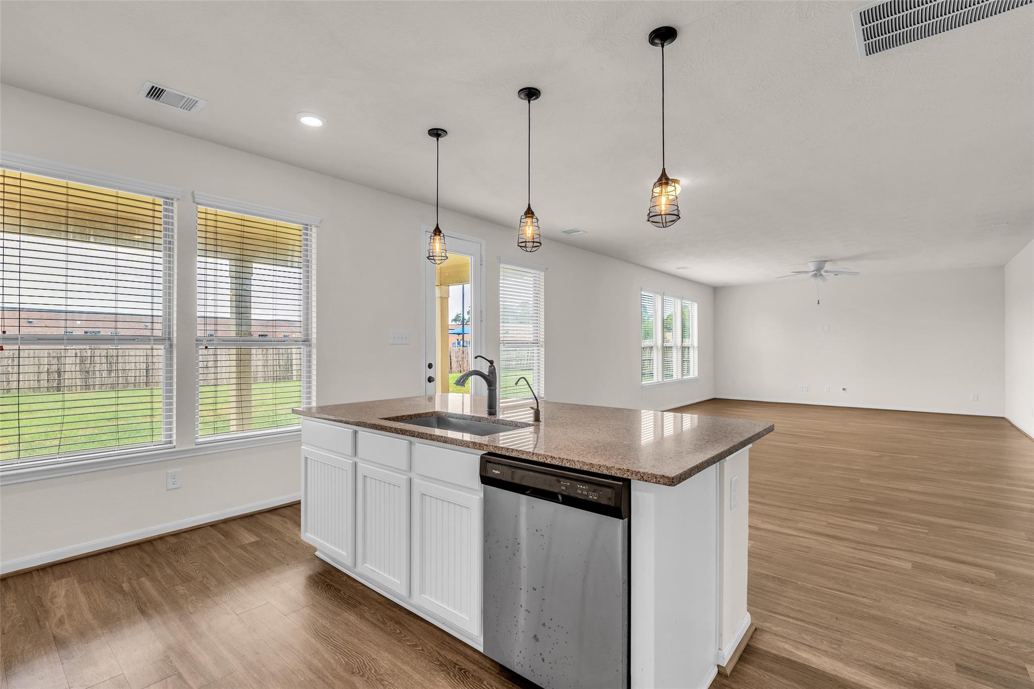 20519 Pembridge Green Drive
