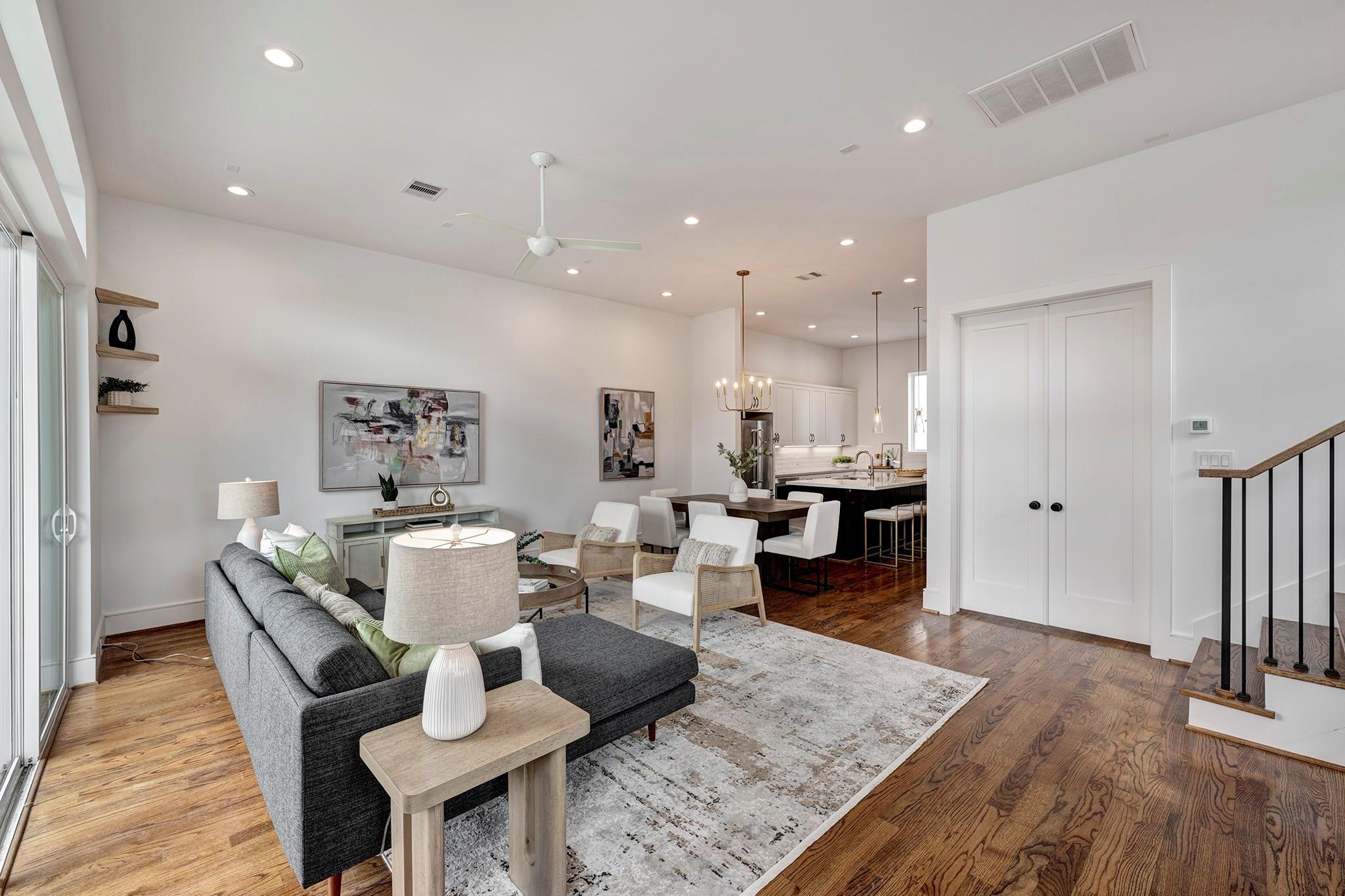 802 Detering Street