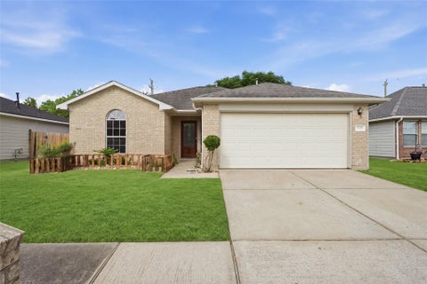 Photo of 3435 Red Cedar Drive, Baytown, TX 77521 (MLS # 29852552)