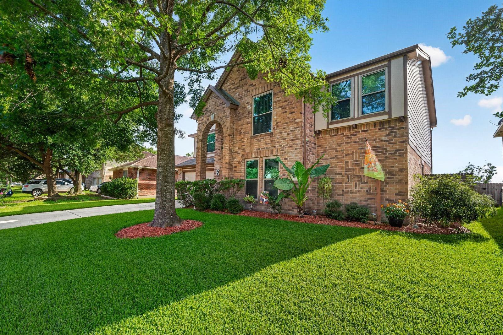 3627 Lindenfield Drive