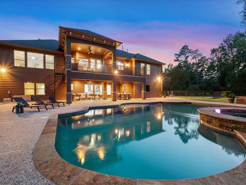 10003 Clubhouse Circle Magnolia TX 77354