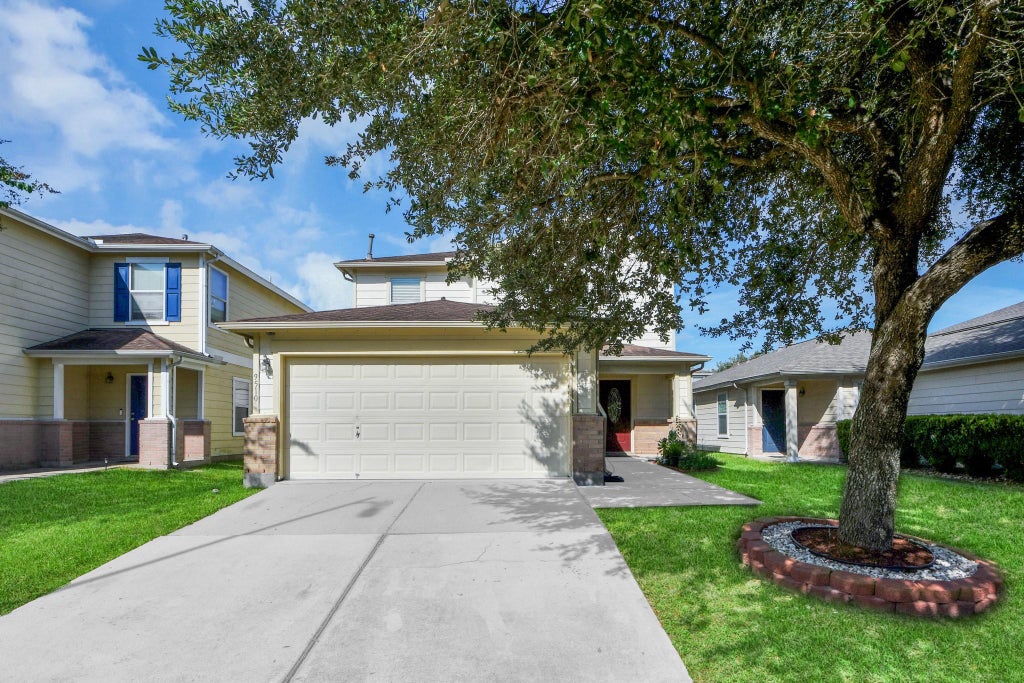 Photo of 9510 Yearling Branch Dr DR, Houston, TX 77075 (MLS # 15511162)