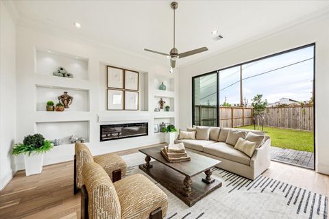 1008 Golden Nectar Houston TX 77008