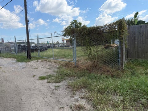 Photo of 9802 Galveston Road, Houston, TX 77034 (MLS # 3082665)