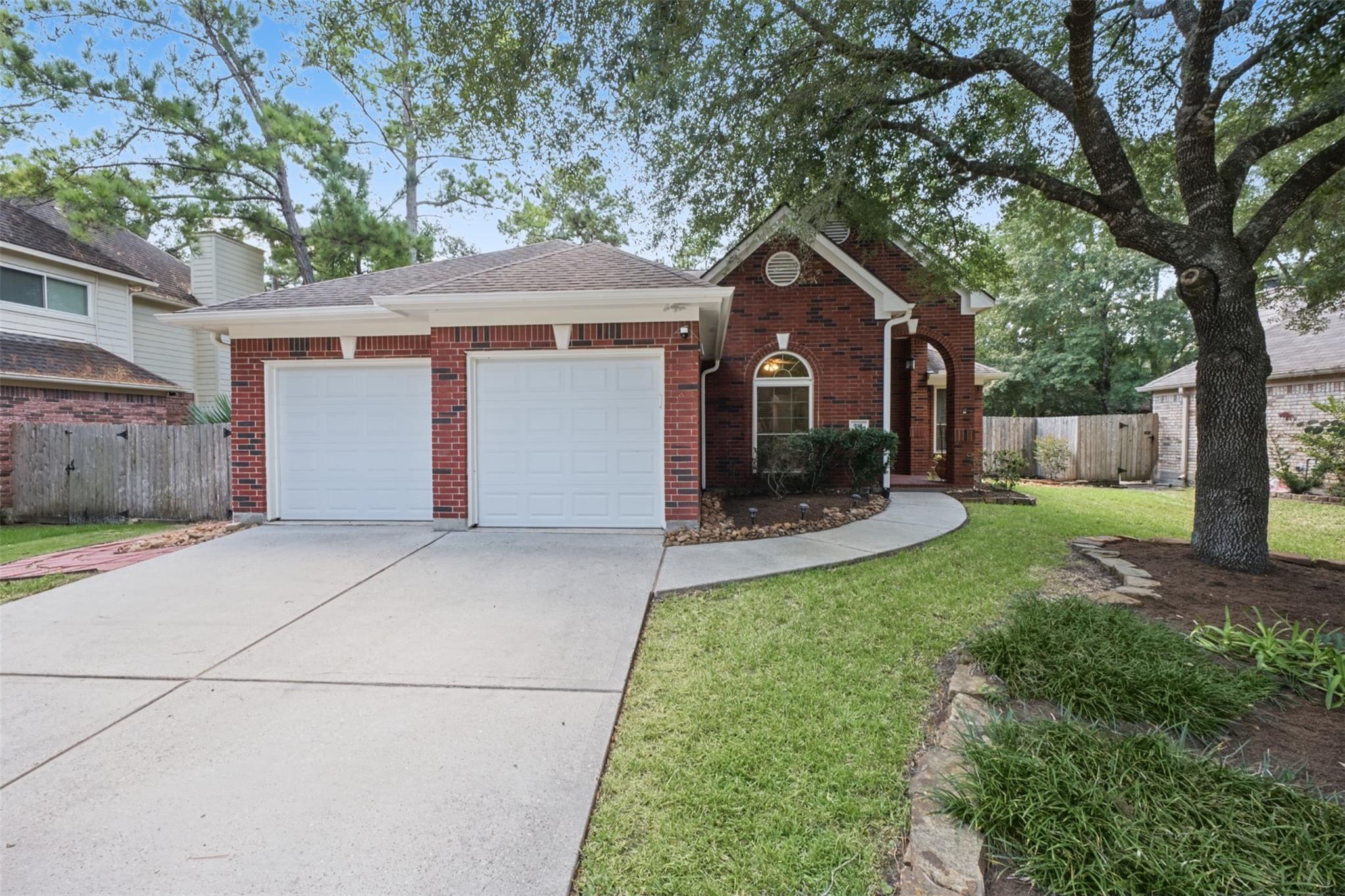 116 N Acacia Park Circle