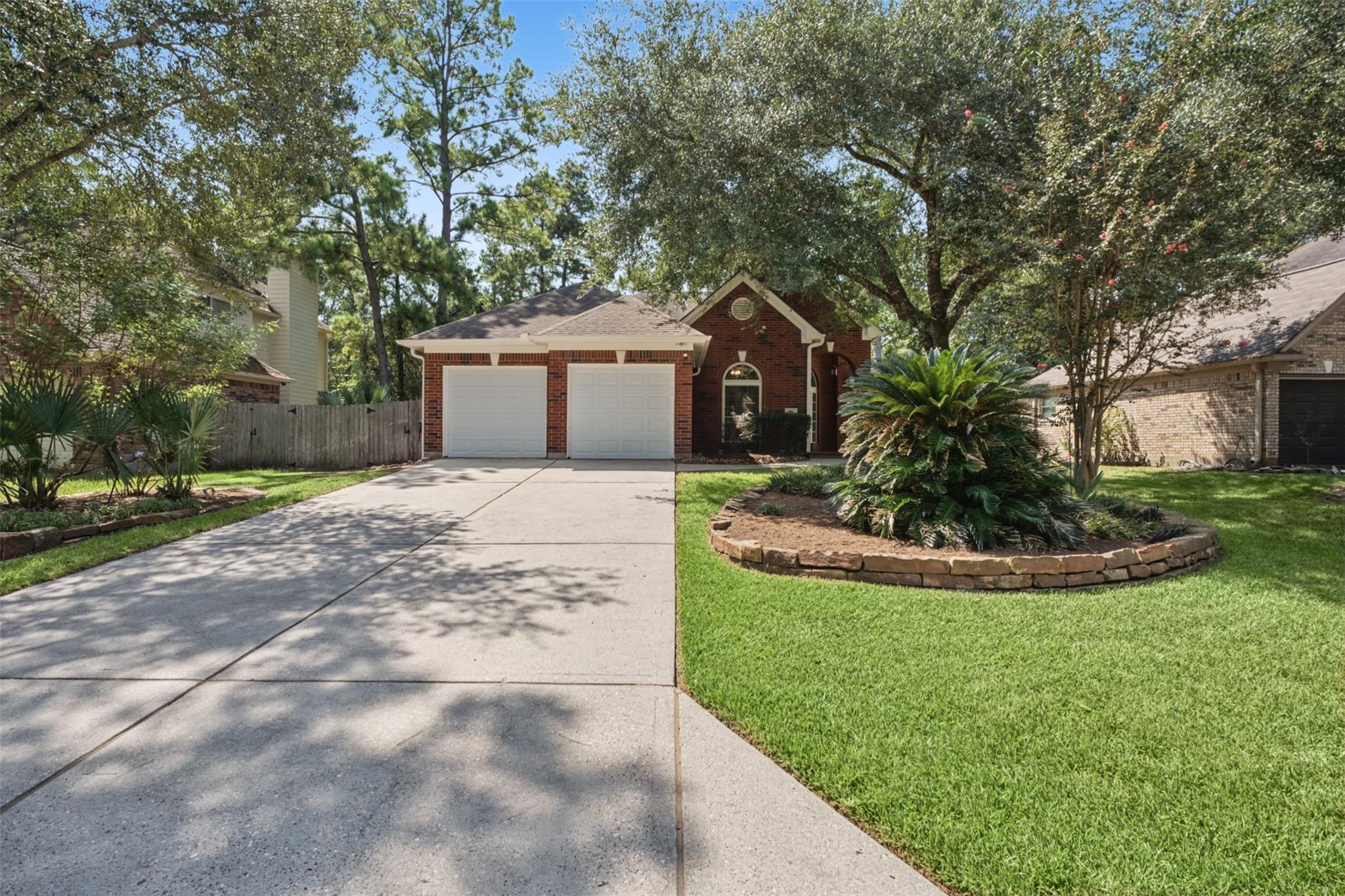 116 N Acacia Park Circle