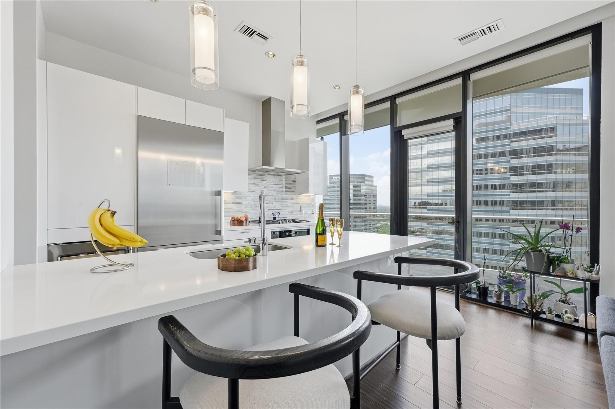 1409 Post Oak Boulevard 2203