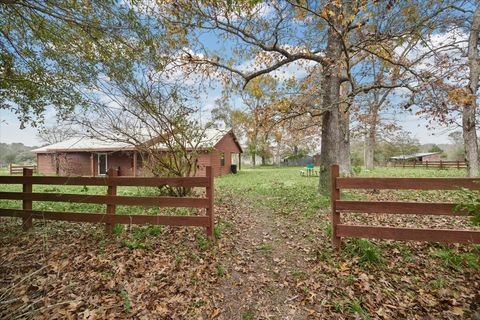 Photo of 1701 Alsobrooks Road, Cleveland, TX 77327 (MLS # 19549037)