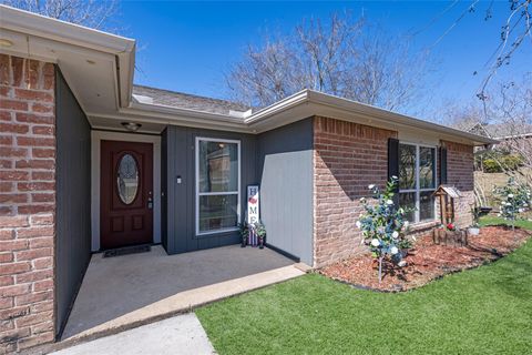 Homes For Sale - 12681 Lake Conroe Hills Drive<br/> Willis, TX 77318