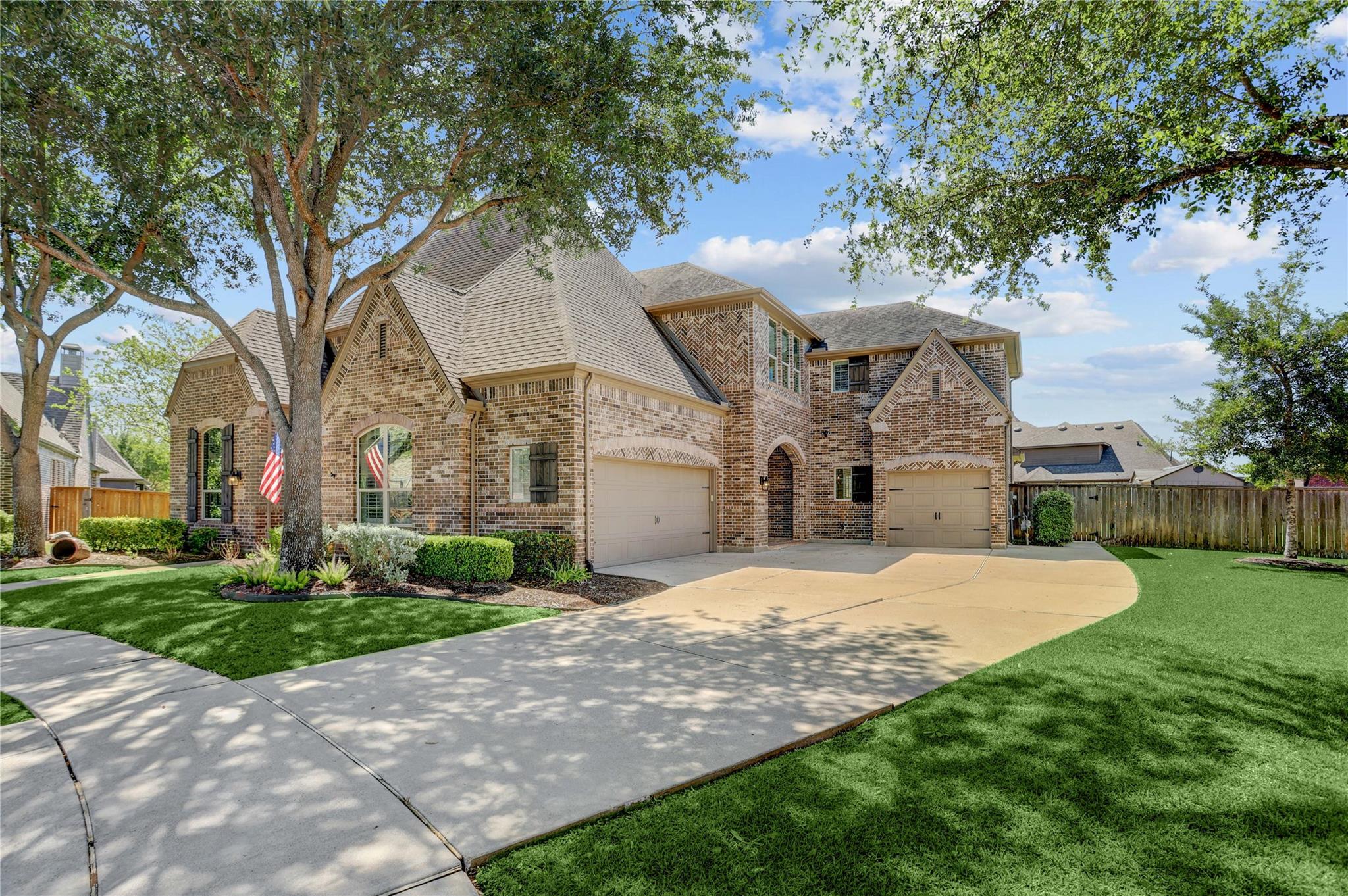 21323 Redcrest Manor Drive