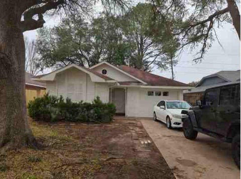 Photo of 16203 Barbarossa Drive, Houston, TX 77083 (MLS # 97084843)