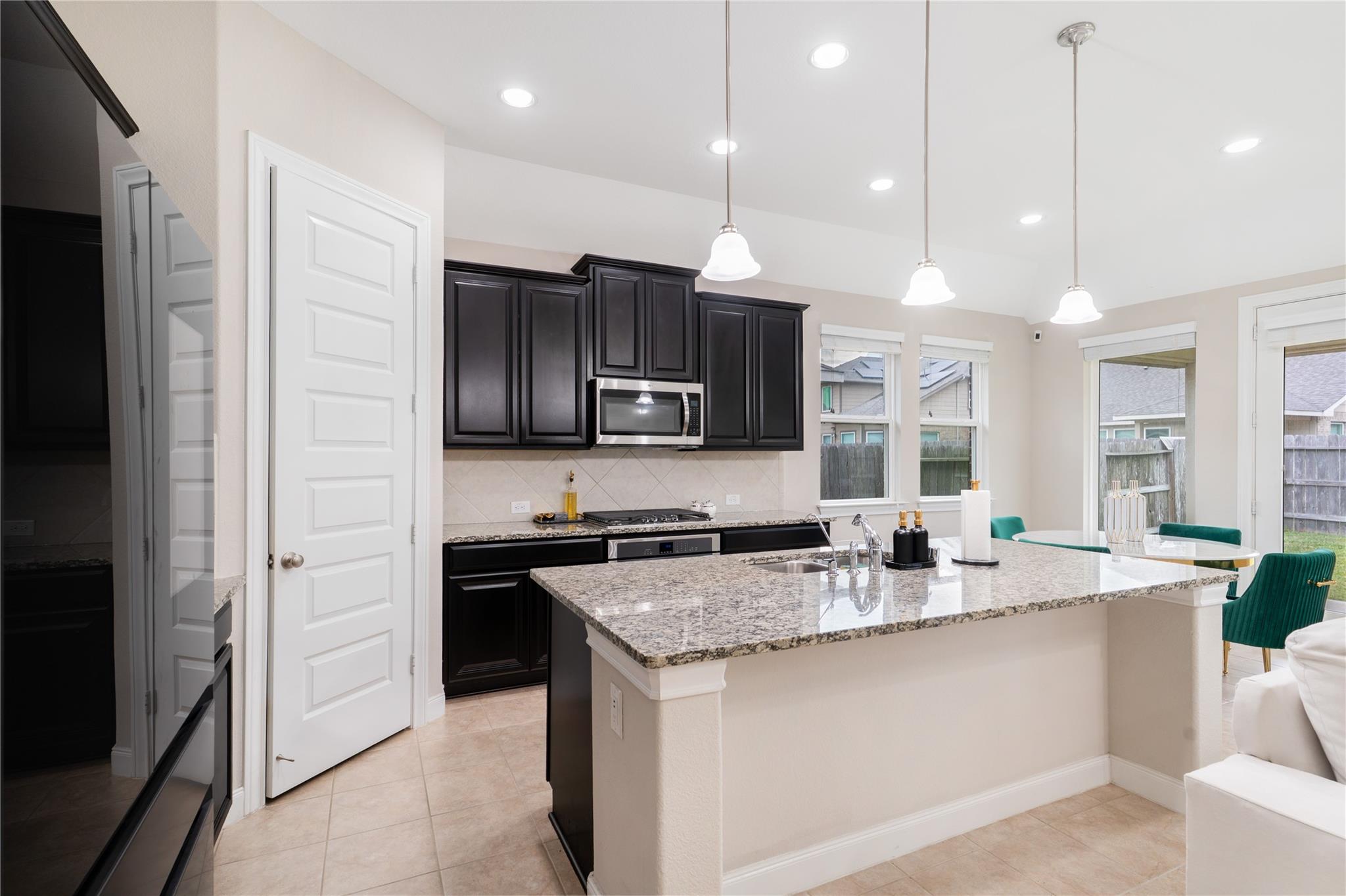 11107 Laguna Heights Lane