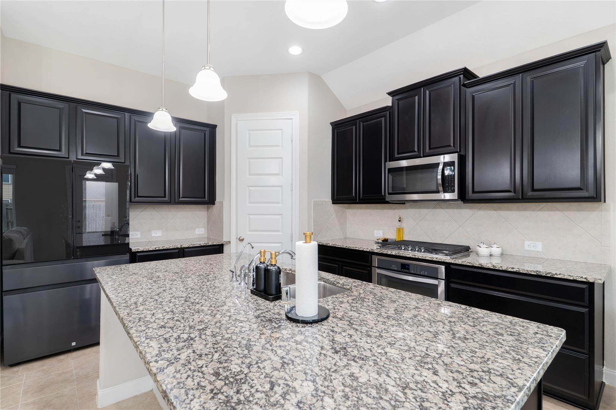 11107 Laguna Heights Lane