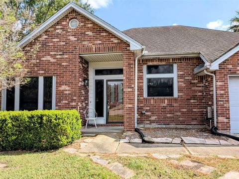 Photo of 13623 Bonilla Lane, Houston, TX 77083 (MLS # 24799340)
