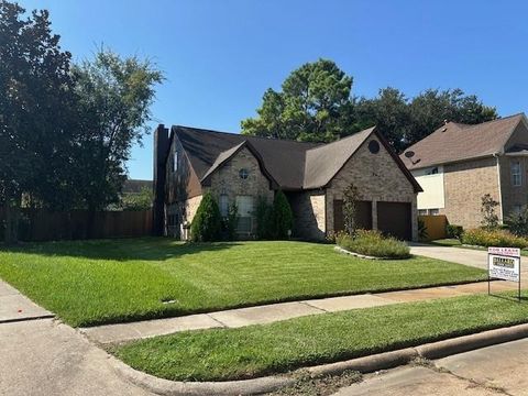 Photo of 13515 Ryanwood Dr, Houston, TX 77065 (MLS # 74663980)